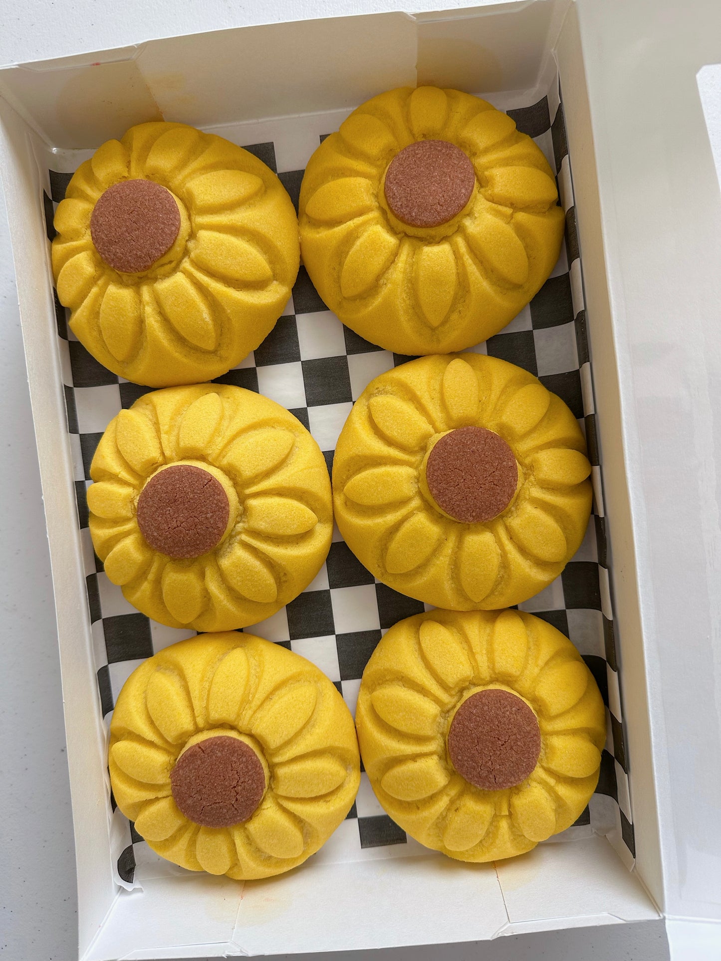 Sunflower Conchas