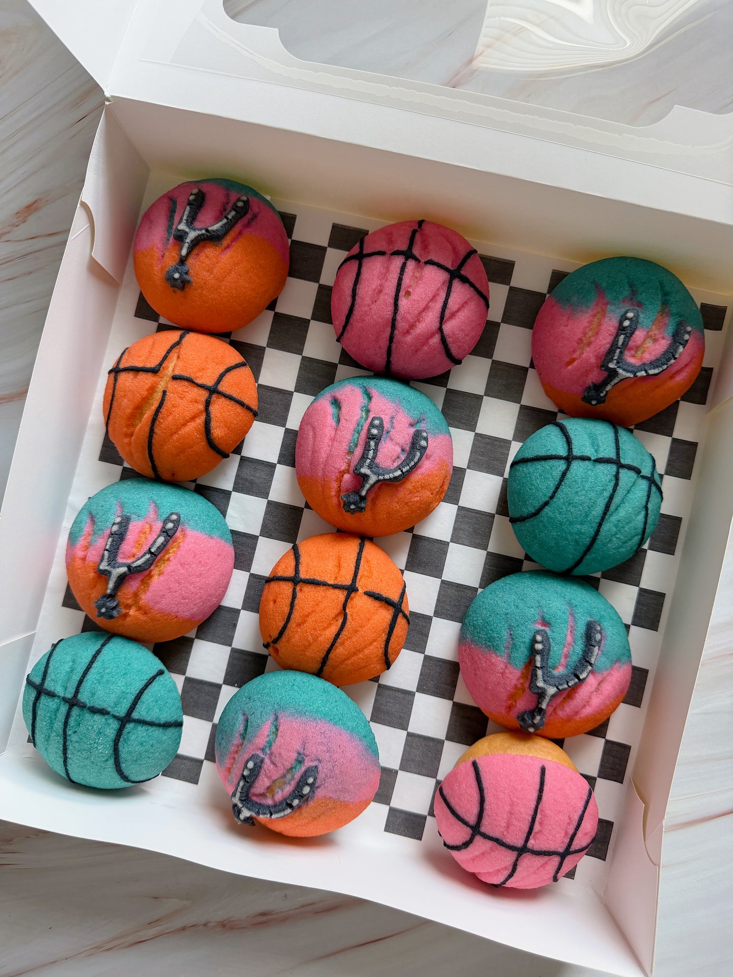 Spurs Basketball Mini Conchas (Pack of 12)