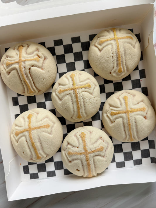 Cross Designed Conchas