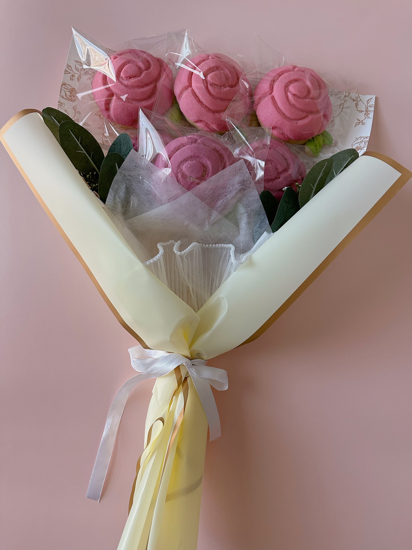 Rose Concha Bouquet (Pickup Only)