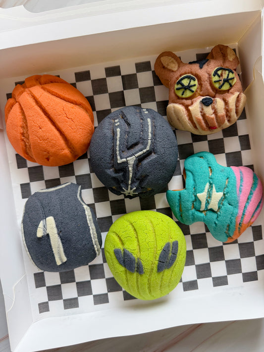 Spurs Wemby Themed Conchas