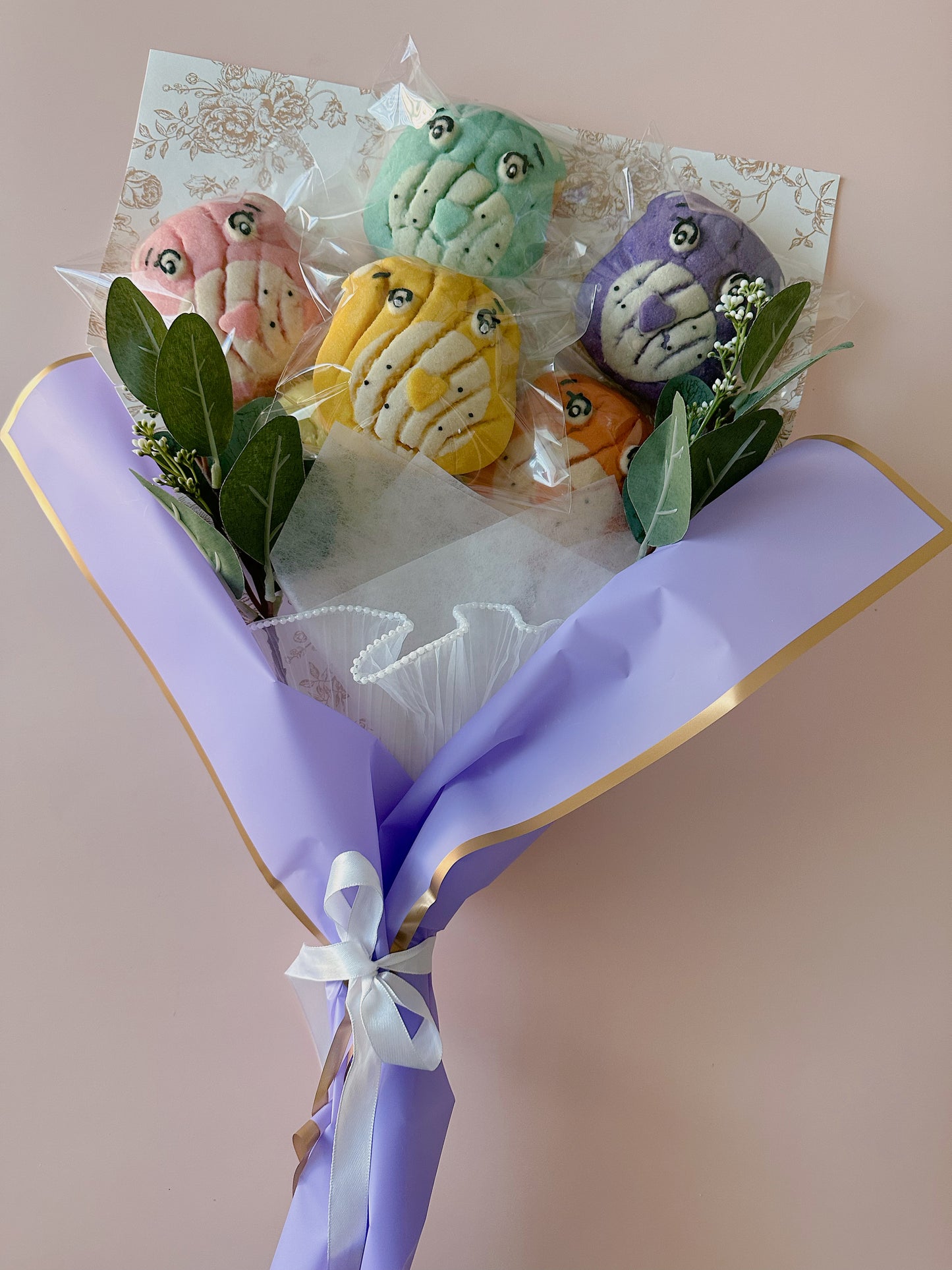 Care Bears Concha Bouquet (Pickup Only)