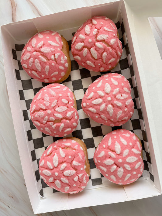 Talavera Pattern Heart Conchas