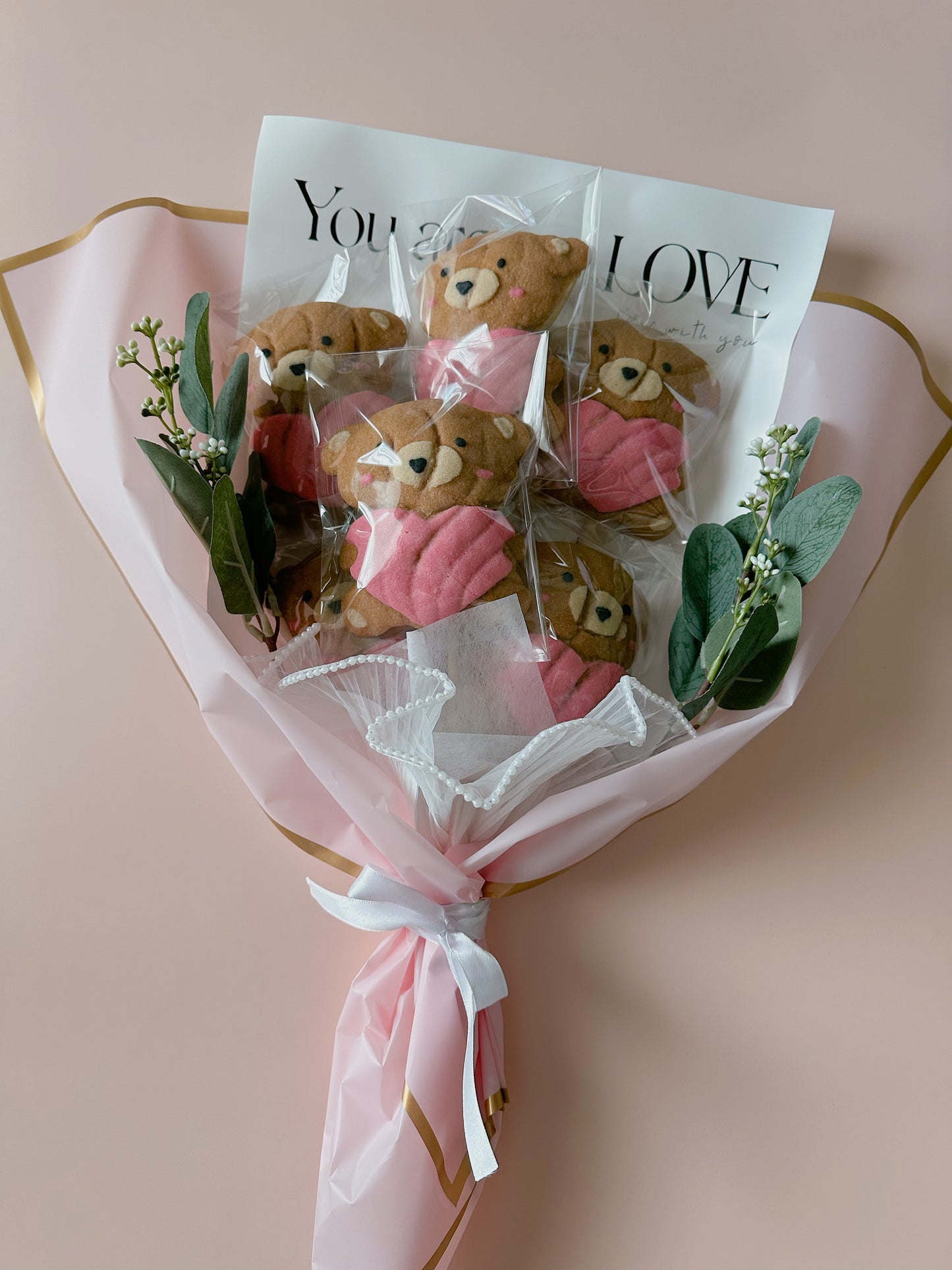 Teddy Bear Heart Concha Bouquet (Pickup Only)