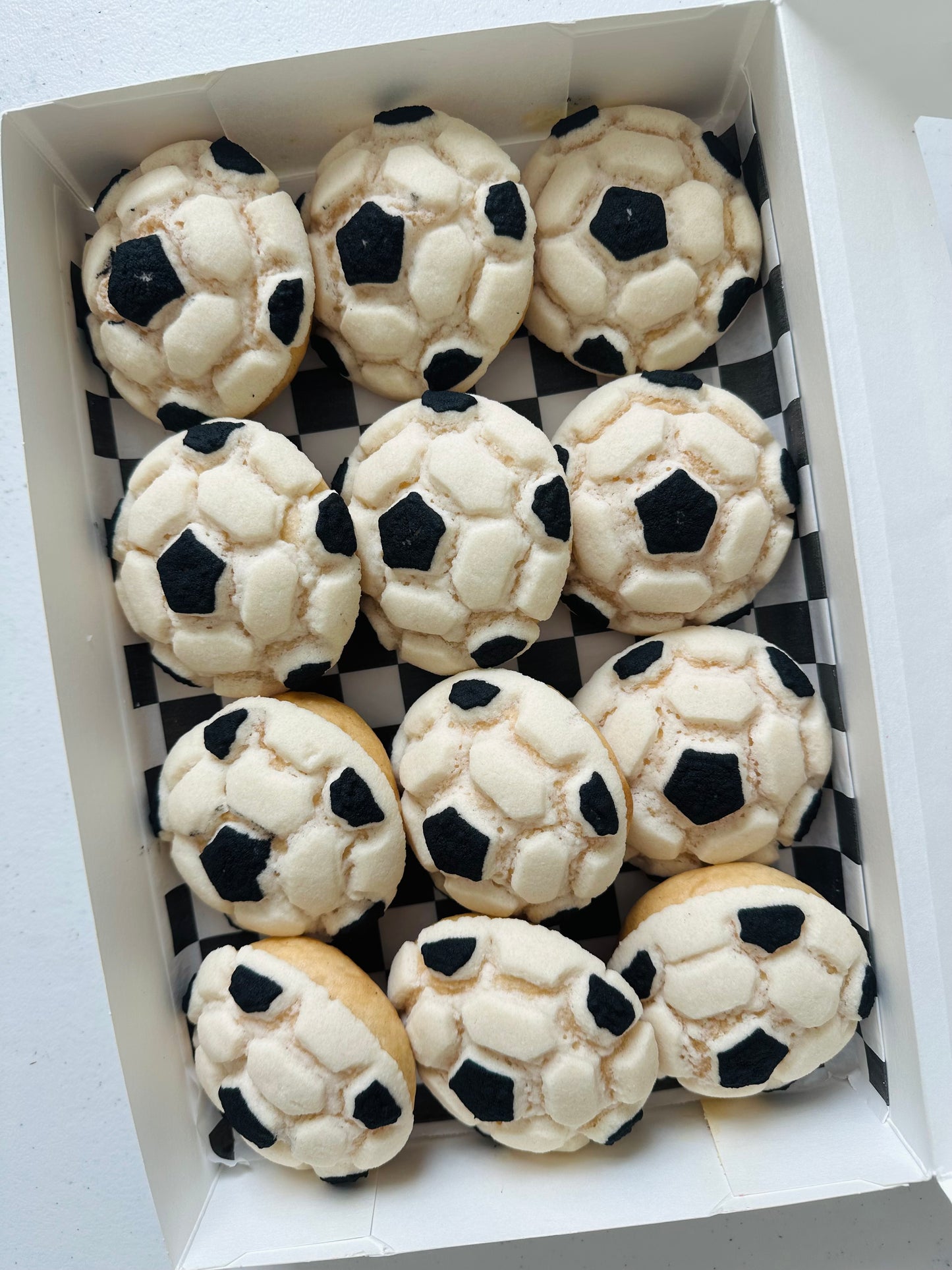 Soccer Mini Conchas (Pack of 12)